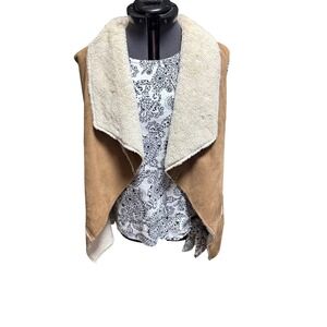Women's Camel Faux Suede Faux Fur Lined Vest Size L Me Jane